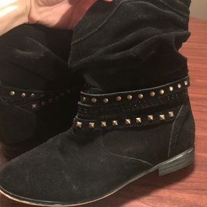 Suede black scrunchy boots size 8